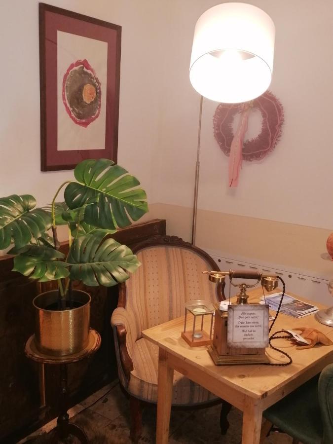 Taferne In Koestendorf - Ferienwohnung Monteurzimmer Neumarkt am Wallersee Exteriör bild